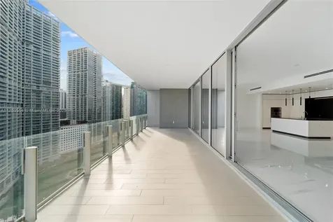 300 Biscayne Boulevard Way Miami FL 33131