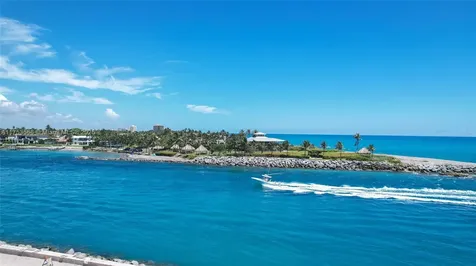 1011 Us Highway One Juno Beach FL 33408