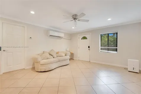 1663 SW 28th Avenue Fort Lauderdale FL 33312