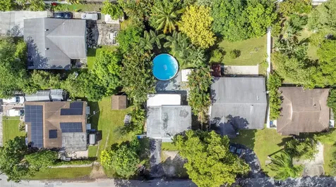 1663 SW 28th Avenue Fort Lauderdale FL 33312