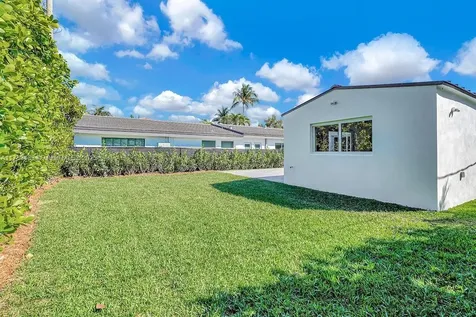 745 W 51st Street Miami Beach FL 33140