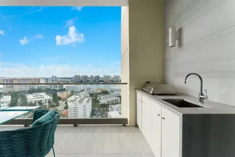 17975 Collins Avenue Sunny Isles Beach FL 33160