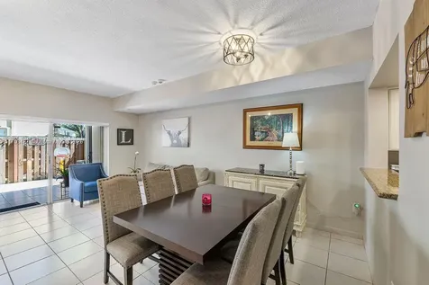 9891 SW 118th Place Miami FL 33186