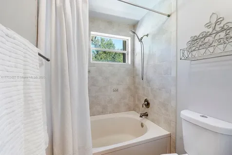 9891 SW 118th Place Miami FL 33186