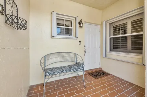 9891 SW 118th Place Miami FL 33186