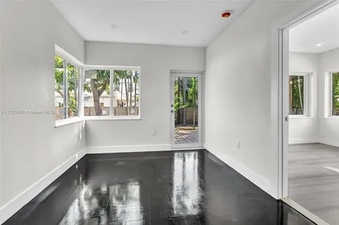 738 NE 73rd Street Miami FL 33138