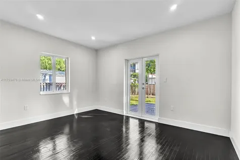 738 NE 73rd Street Miami FL 33138