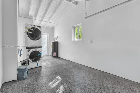 738 NE 73rd Street Miami FL 33138