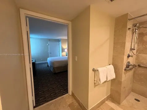 2670 E Sunrise Boulevard Fort Lauderdale FL 33304