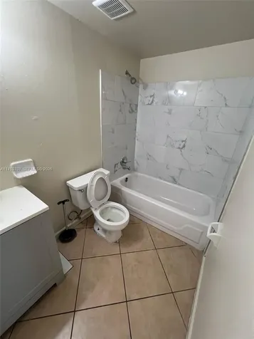 3710 NW 21st Street Lauderdale Lakes FL 33311