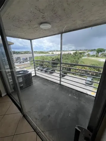 3710 NW 21st Street Lauderdale Lakes FL 33311