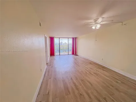 3625 N Country Club Drive Aventura FL 33180