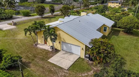 21401 SW 246th Street Homestead FL 33031