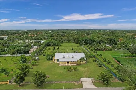 21401 SW 246th Street Homestead FL 33031