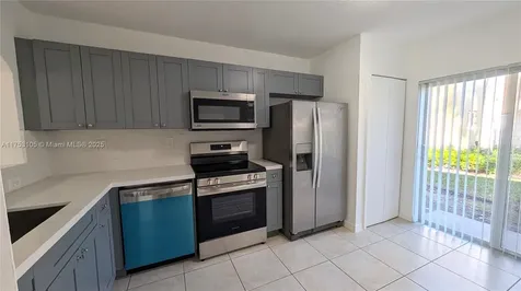 3395 NE 9th Street Homestead FL 33033