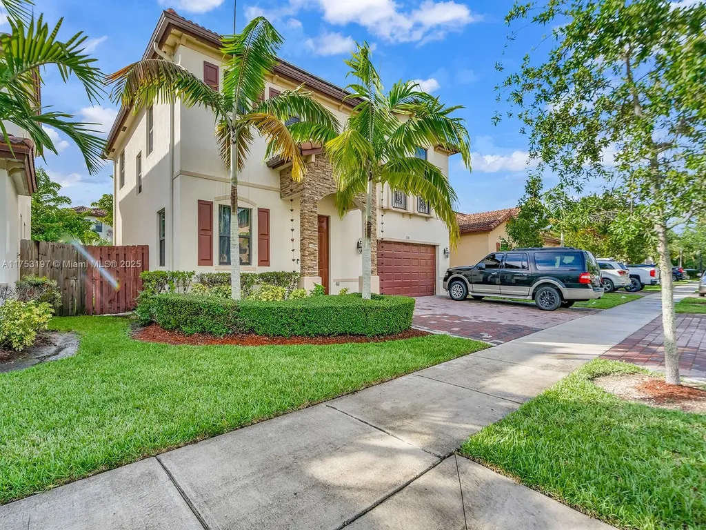 726 SE 37th Place Homestead FL 33033