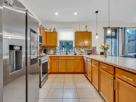 726 SE 37th Place Homestead FL 33033