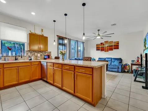 726 SE 37th Place Homestead FL 33033
