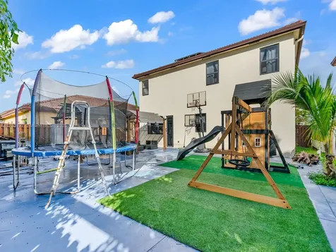 726 SE 37th Place Homestead FL 33033