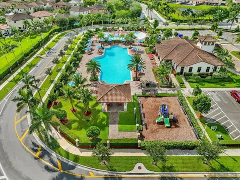726 SE 37th Place Homestead FL 33033