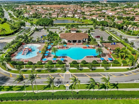 726 SE 37th Place Homestead FL 33033