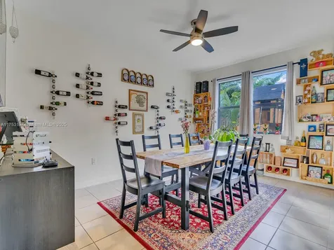 726 SE 37th Place Homestead FL 33033