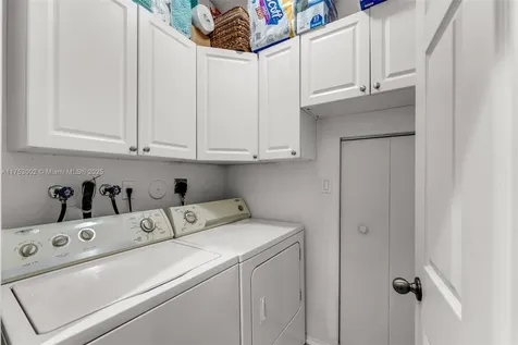 14721 SW 159th Place Miami FL 33196