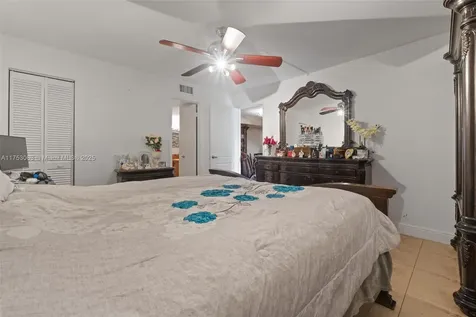 4801 NW 7th Street Miami FL 33126