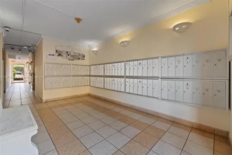 4801 NW 7th Street Miami FL 33126