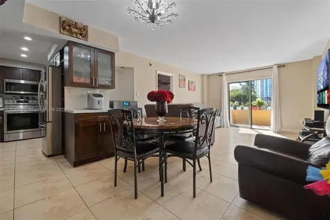 4801 NW 7th Street Miami FL 33126