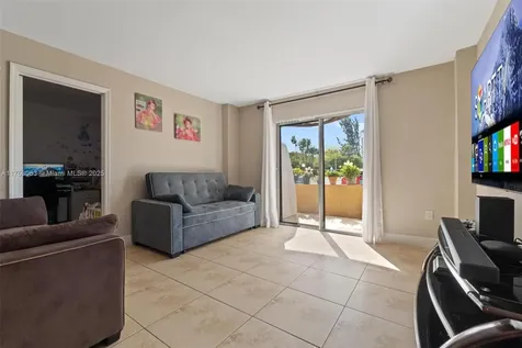 4801 NW 7th Street Miami FL 33126