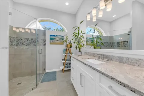 6922 E Mariposa Circle E Pembroke Pines FL 33331