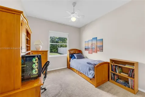 6922 E Mariposa Circle E Pembroke Pines FL 33331