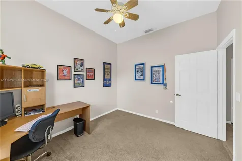 6922 E Mariposa Circle E Pembroke Pines FL 33331
