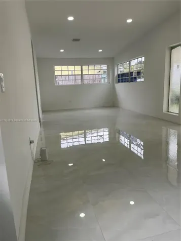 6641 Mckinley Street Hollywood FL 33024