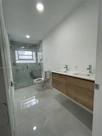 6641 Mckinley Street Hollywood FL 33024