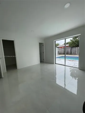 6641 Mckinley Street Hollywood FL 33024