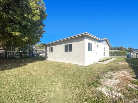 15744 SW 304th Terrace Homestead FL 33033