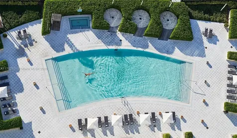 6899 Collins Avenue Miami Beach FL 33141