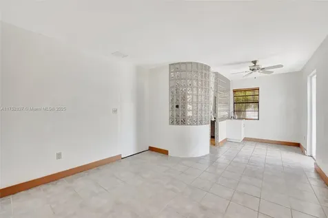 11310 SW 57th Street Miami FL 33173
