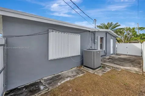 11310 SW 57th Street Miami FL 33173