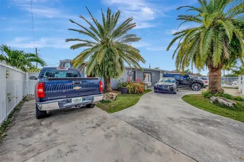 11310 SW 57th Street Miami FL 33173