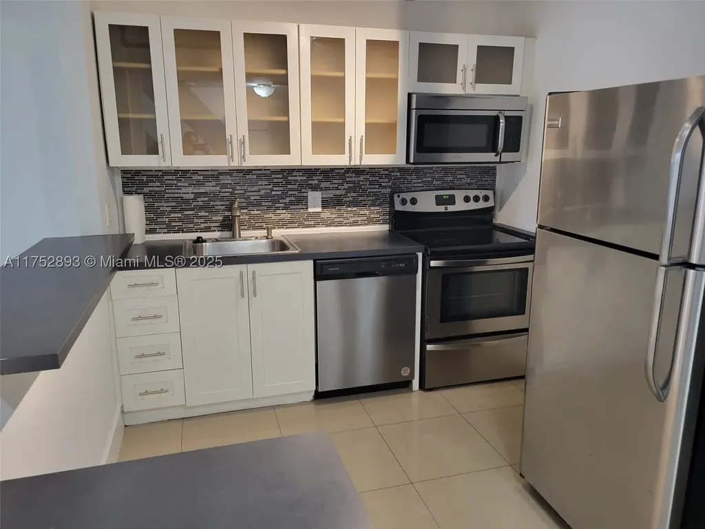 1470 NE 123rd Street North Miami FL 33161