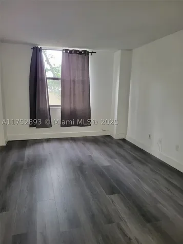 1470 NE 123rd Street North Miami FL 33161