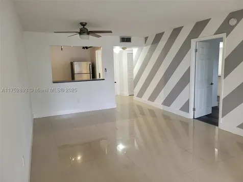 1470 NE 123rd Street North Miami FL 33161
