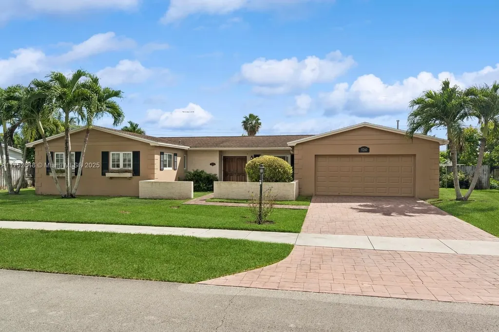 9260 SW 80th Terrace Miami FL 33173