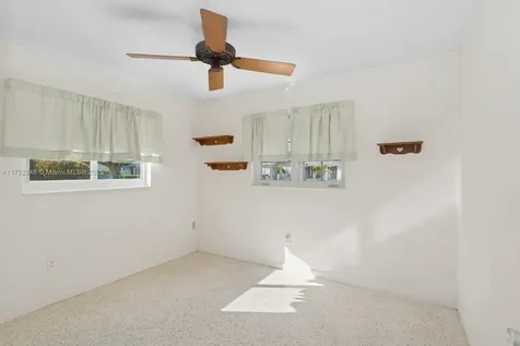 9260 SW 80th Terrace Miami FL 33173