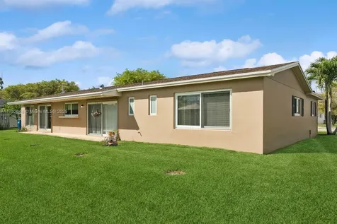 9260 SW 80th Terrace Miami FL 33173