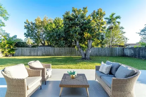 12460 SW 104th Terrace Miami FL 33186