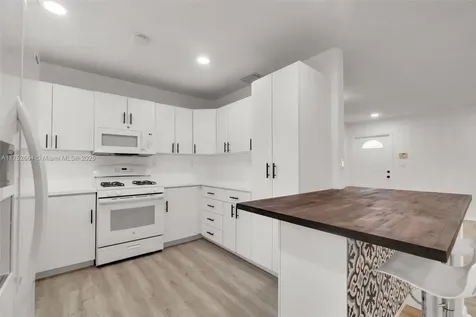 12460 SW 104th Terrace Miami FL 33186